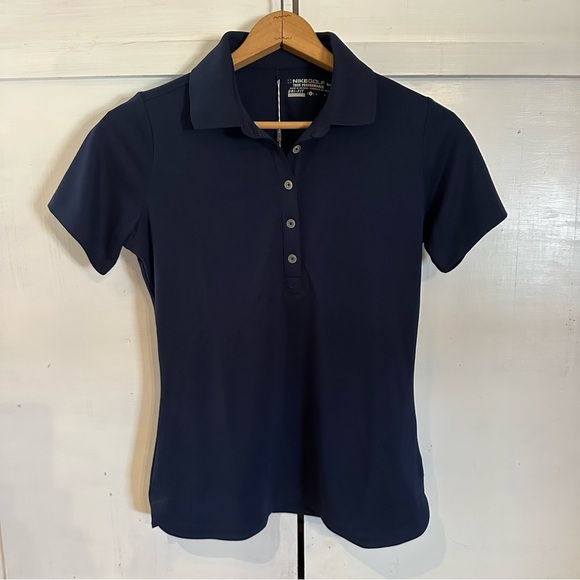 NWT Nike Dark Blue Women's 1/4 Button Down Collared  Short Sleeve Dri Fit Shirt - Picture 2 of 16